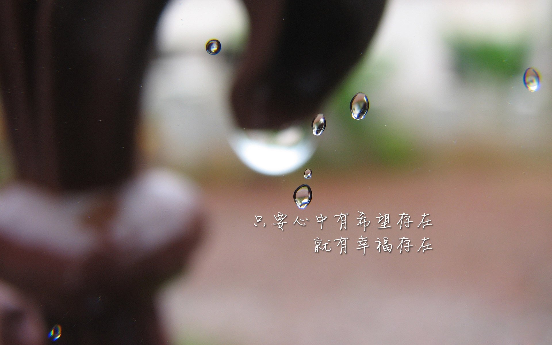 浓眉状态火热连续封盖成为湖人内线屏障，湖人浓眉打什么位置