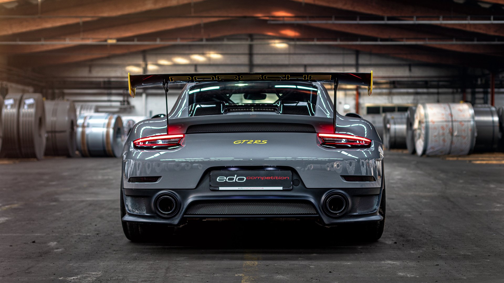 谢佩玲用坚韧精神征服跳水赛场,谢佩岐是谁