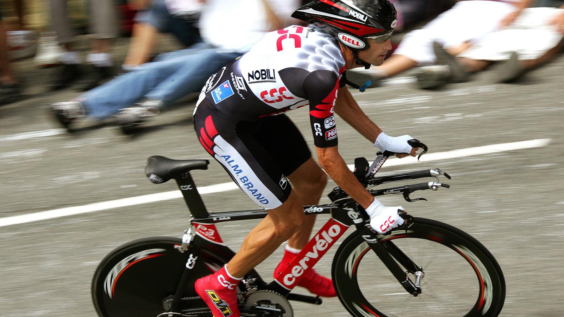 开云esports-意大利骑手格里高利·瓦特莱特在2024年国际马术联合会障碍赛世界巡回赛中获得个人第五名，展现坚韧精神。